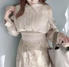 値下げオファー対応中！新品未使用タグ　dazzlinギャザーパステルリブブラウス