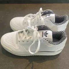新品 adidas フォーラム ボールド J ホワイト 白 24cm - メルカリ