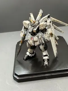 ガンダムアーティファクト 第6弾 νガンダム 塗装品 完成品 - メルカリ