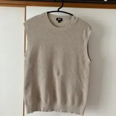 ベージュ ニット ノースリーブ ベスト