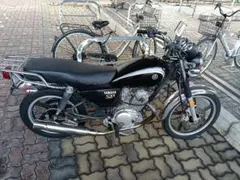 YAMAHA YB125SP オートバイ車体のサムネイル