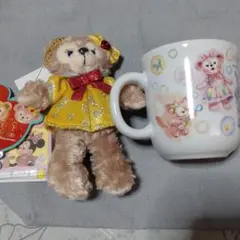 スーベニアカップディズニー ダッフィー 20周年　シェリーメイ　ぬいぐるみバッジ