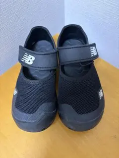 New Balance サンダル ブラック　17㎝のサムネイル