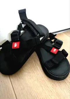 【最終値下げ美品！】ノースフェイスサンダル黒 17cm northface