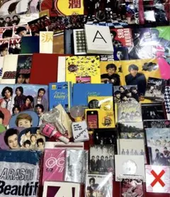 嵐　初期含む　グッズ70点以上　パンフレット/CD/DVD/カレンダー等
