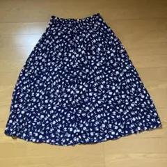 ネイビー 花柄 フレアスカート