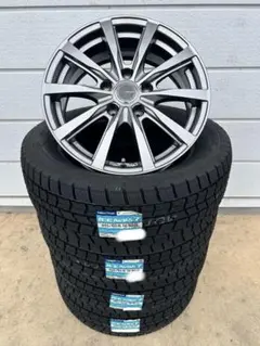 未使用4本セット25年ヨコハマスタッドレス245-45r19＋ホイール　ベンツ用 未使用4本セット25年ヨコハマスタッドレス245-45r19＋ホイール ベンツ