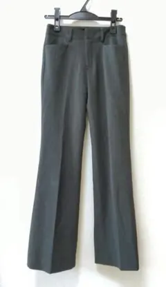 センタープレスパンツ