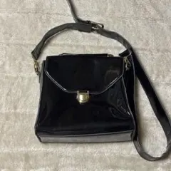 MAJESTIC LEGON エナメル質バッグのサムネイル