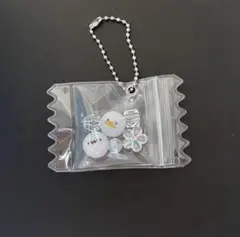 ハンドメイド　透明チャーム