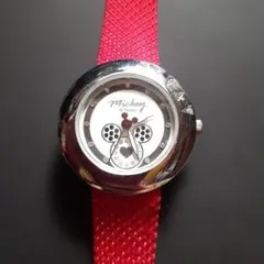 D-74 Disney ミッキー 腕時計 稼働品です