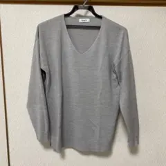 NAVY グレー Vネックセーター M