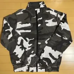les six スノーカモ パーカー ジャケット - メルカリ