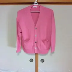 yuｗ ニットカーディガン ボタン付き　オーバーサイズ ピンク ユニセックス