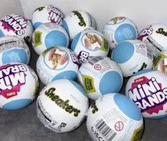 １６個　格安　ミニブランズ　Mini Brands スニーカー　コレクション