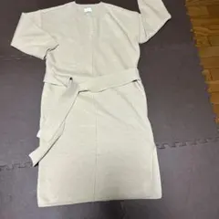 KBF アーバンリサーチ ニットロングワンピース　スリットあり