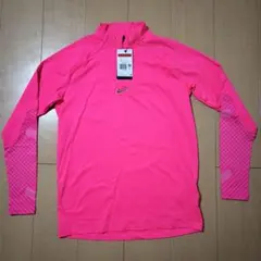 NIKE トレーニングウェア　ピンク