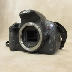 Canon キャノン EOS Kiss X7i ボディ デジタル一眼カメラのサムネイル
