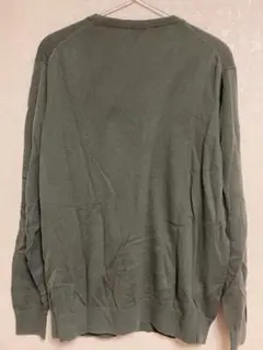 再販なし　UNIQLO ニット　カーキ　長袖　Lサイズ