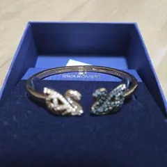 Swarovski スワンモチーフ ブレスレット