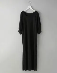 e/rm テクスチャープリーツドレスワンピース アパートバイローリーズ