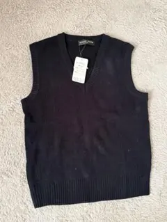 ネイビー Vネック ベスト　スクール　学校140