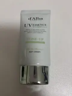 d'Alba UV ESSENCE WATERFUL TONE-UP 30ml