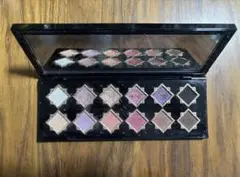 FLOWER KNOWS リトルエンジェル 12色アイシャドウパレット