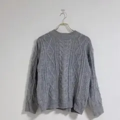 【シネマクラブ】グレー ケーブル編み 長袖 ニットセーター M