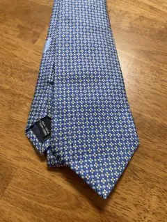 サルバトーレフェラガモ　ネクタイ　刺繍