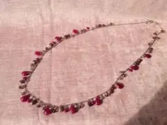 ロングネックレス　紫色