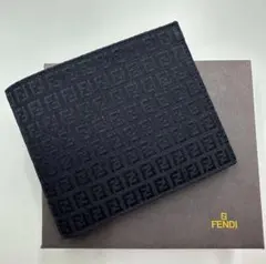 FENDI 二つ折り財布 ズッカ柄 ブラック