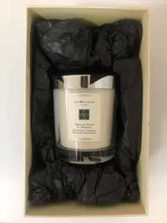 Jo Malone English Pear & Freesia キャンドル