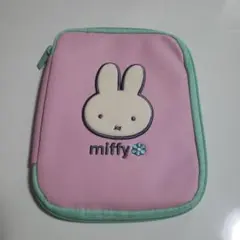 ミッフィー　マルチケース　ゼクシィ　付録　【未使用】