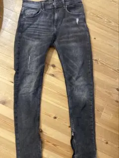 ZARAザラ ブラックデニム スキニージーンズ　EUR38 S〜Mサイズ