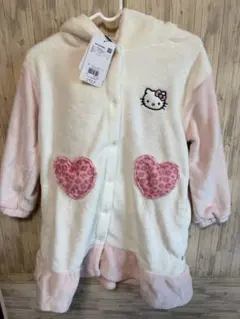 C25 ベビードール　ハローキティ　パジャマ　ワンピース　キッズ120〜130