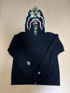 早い者勝ち！BAPEダブルシャークパーカー