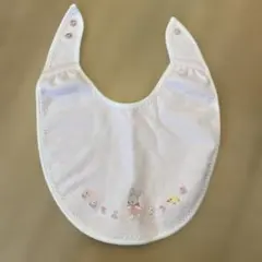 familiar ウサギ刺繍　スタイ