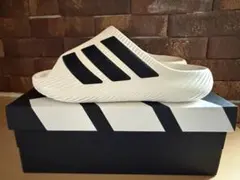 adidas ピュアチル　スライドのサムネイル