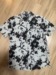 夏服 VOLCOM 半袖シャツ 柄シャツ 花柄 モダンフィットのサムネイル