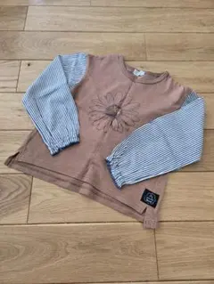 【美品】花柄刺繍 長袖カットソー 130cm