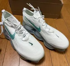 新品 NIKE エアマックス スコーピオン フライニット　28.5cm