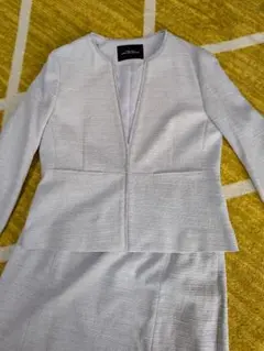 green label relaxing ライトグレー ツイードスーツノーカラー