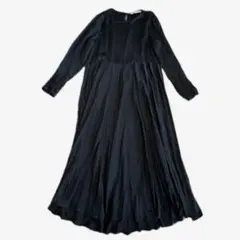 ZARA ワンピース　ブラック　Mサイズ