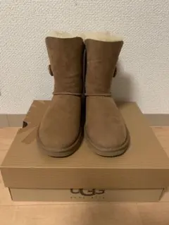 UGG★Bailey button 6