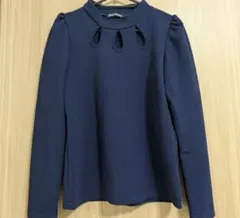 SPRAY PREMIUM トップス ブラウス ネイビー 紺 デコルテ開きのサムネイル