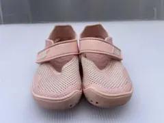 new balance ベビーサンダル ピンク メッシュ素材