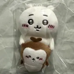 デスクトップから見守るひっかけぬいぐるみ マスコット ちいかわ＆カブトムシのサムネイル
