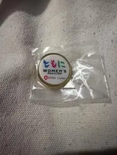 【新品未開封】Cartier 日本創立50周年記念 ピンバッジ（非売品） 新品未開封】Cartier 日本創立50周年記念 ピンバッジ（非売品）