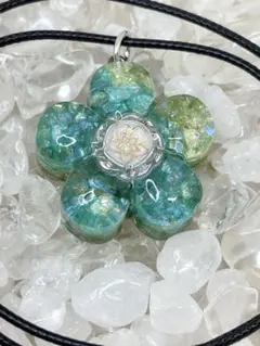 N.736】ハンドメイドネックレス オルゴナイト 薔薇 アクアマリン 水晶